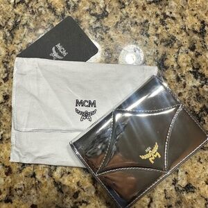 MCM Silver Wallet Bundle (All Inclusive)